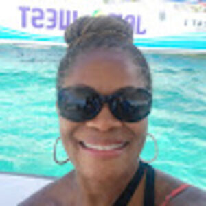 Meet your Posher, Anissa